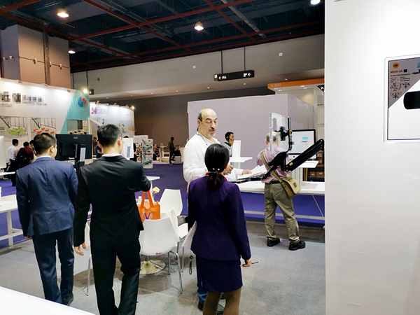 1694997647581058.jpg 638d6224429ccaf97c2160dea07ddfd6_43rdChinaInternationalFurnitureFair20195.jpg