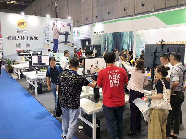 1694998223431178.jpg 84c9aefea831f32a6284deeee5dfdca5_44thCIFFShanghaiHongqiao7.jpg